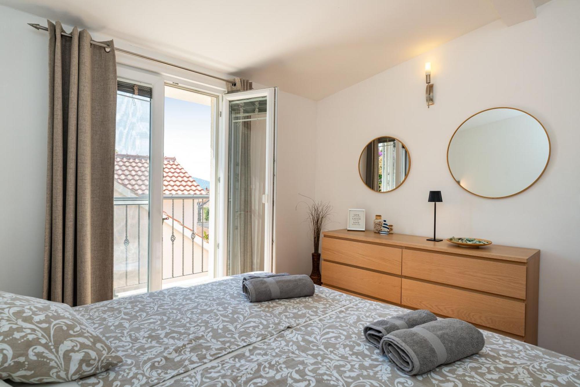 Apartmenthouse Ivana Betina  Luaran gambar