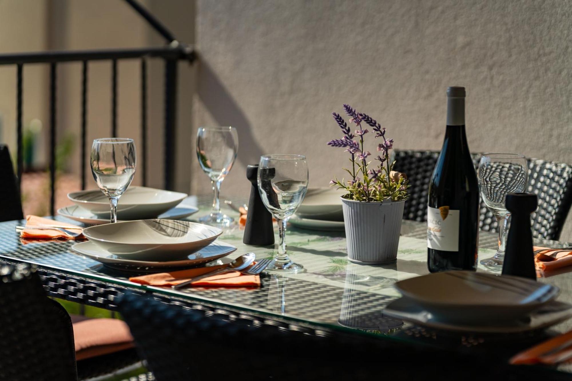 Apartmenthouse Ivana Betina  Luaran gambar