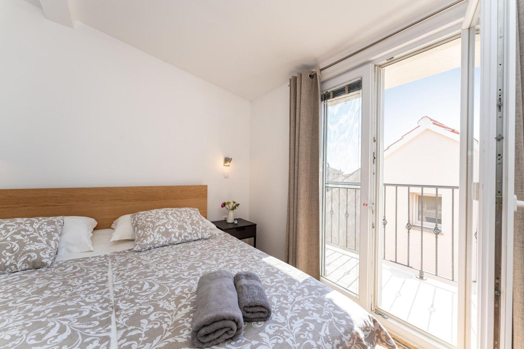 Apartmenthouse Ivana Betina  Luaran gambar